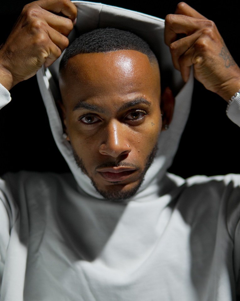 Jon Banks Shares His Most Personal Work Yet with New Single “Autopilot”