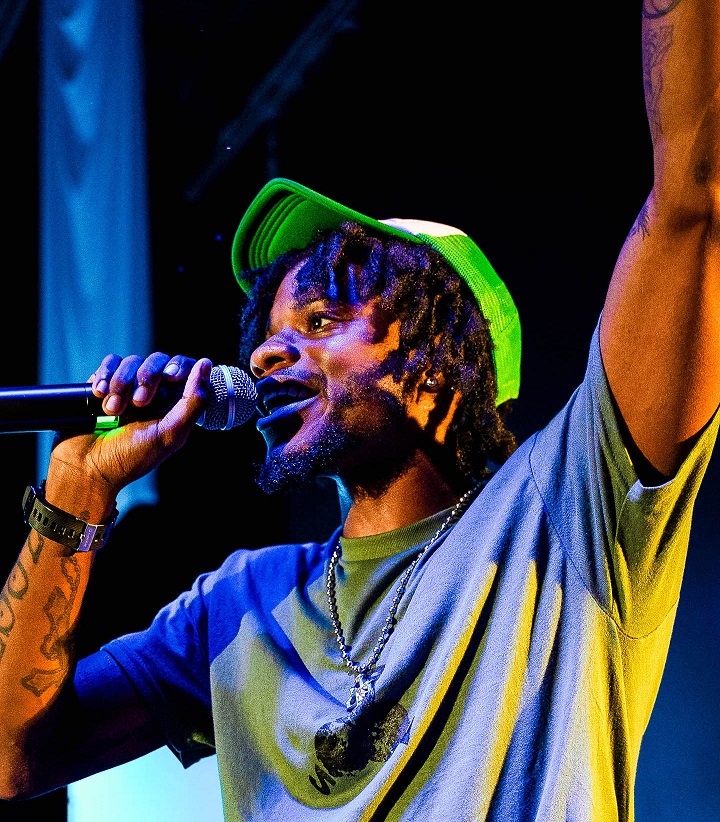 Building with authenticity: EliJah connects with Boldy James for “Function”